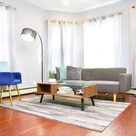 Cozy Apartment 3Rd 10Min Walk Downtown And City View โพรวิเดนซ์ ภายนอก รูปภาพ