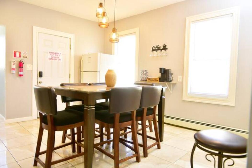 Cozy Apartment 3Rd 10Min Walk Downtown And City View โพรวิเดนซ์ ภายนอก รูปภาพ