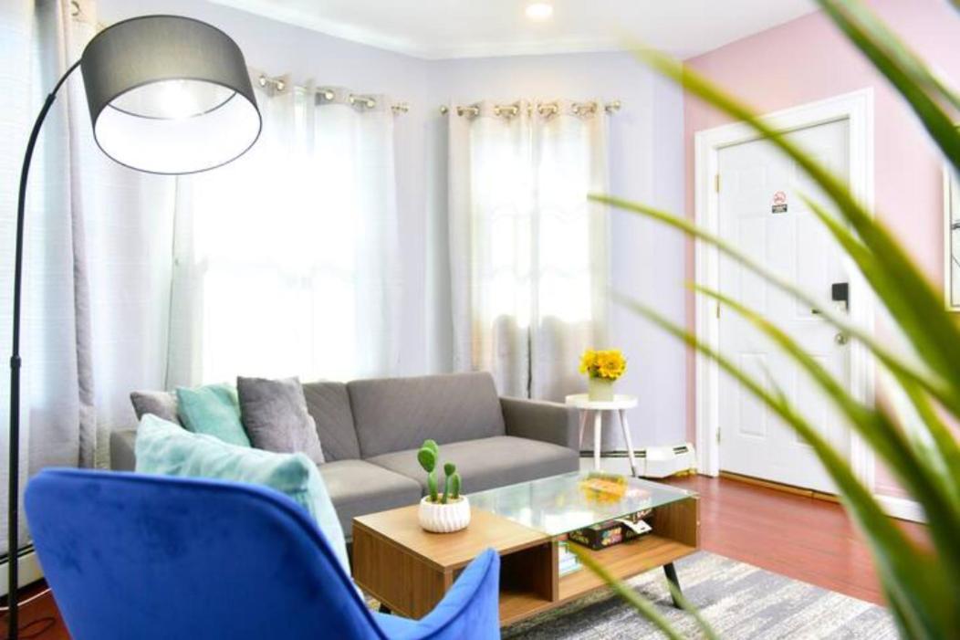 Cozy Apartment 3Rd 10Min Walk Downtown And City View โพรวิเดนซ์ ภายนอก รูปภาพ