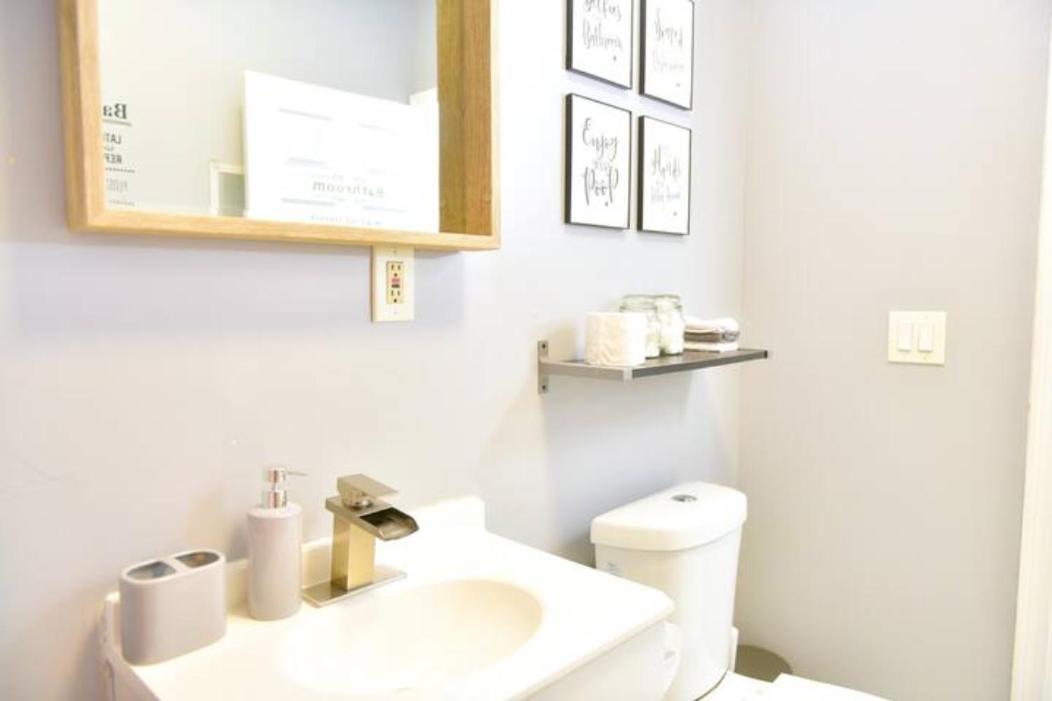 Cozy Apartment 3Rd 10Min Walk Downtown And City View โพรวิเดนซ์ ภายนอก รูปภาพ